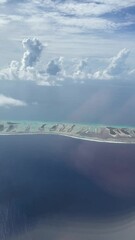 Sticker - Atoll de Rangiroa, vue aérienne en Polynésie française