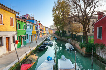 Wall Mural - Colorful houses in Burano, Venice, Italy