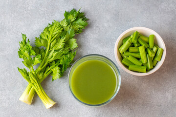 Canvas Print - A glass of green celery juice. Celery drink prepared for healthy nutrition and detox.