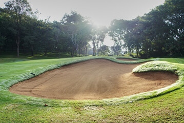 sandpit bunker golf course backgrounds, The sandpit on the golf course fairway is used as a hurdle for athletes to compete