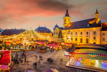 Fototapete - Sibiu, Transylvania - Sibiu Christmas Market the most famous of Romania.
