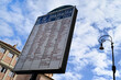 Panneau des transports publics de Rome indiquant les arrêts des différentes lignes de bus