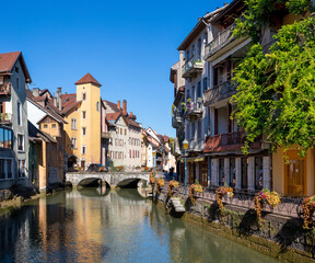 Wall Mural - Annecy - The old town and canal in the morning light.