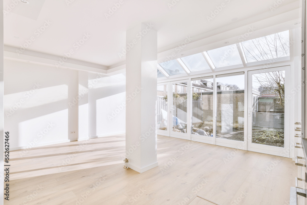 Empty room with window