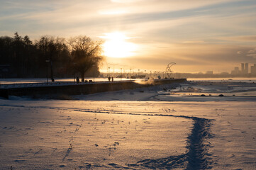 Wall Mural - sunset in winter