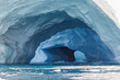 texturas y formas de grandes icebergs en ciruculo polar artico