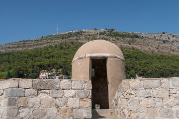 Wall Mural - A lookout on the walled city of Dubrovnik