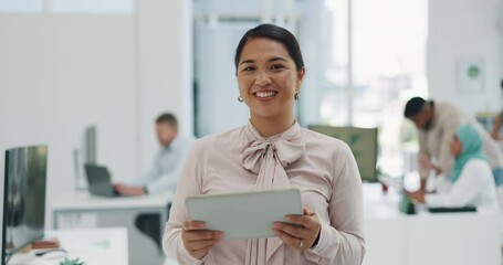 Canvas Print - Face, tablet and business woman in office with vision, mission and success mindset. Technology, leadership and female with touchscreen for marketing research, email or internet browsing in workplace.