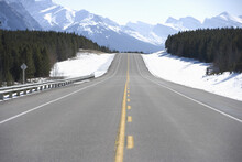 David Thompson Highway, Banff National Park, Canadian Rockies, Alberta, Canada