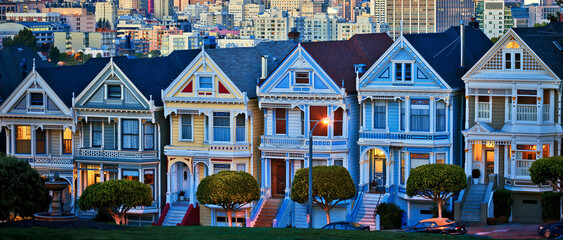 Wall Mural - Famous Painted Ladies of San Francisco