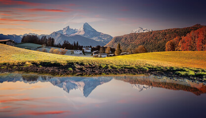 Fototapete - Scenic nature landscape during sunset. Watzmann mount reflection in crystal clear mountain lake on mountain valley. Famous Berchtesgaden land, Bavaria Alps, Germany. Popular travel destination
