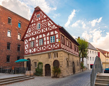 Germany, Bavaria, Forchheim, Historic Das Schiefe Haus