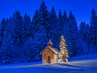 canvas print picture - Beleuchteter Weihnachtsbaum mit Kapelle bei Nacht, Winterlandschaft, Bayern, Deutschland