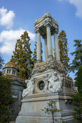 Fototapete - Cimitero Monumentale, historic cemetery in Milan, Italy: a tomb