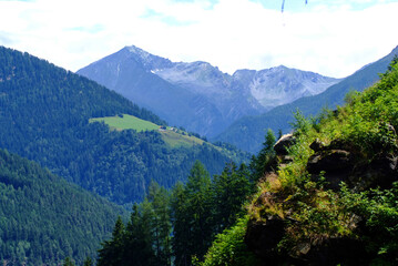 Wall Mural - paesaggia montano della carinzia in austria