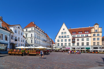 Fototapete - Town Hall Square in Tallinn, Estonia