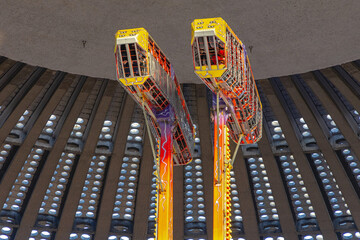 Double Pendulum Amusement Ride