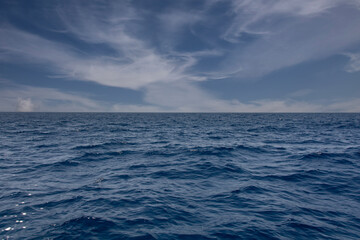 Blue sea with horizon