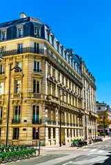 Canvas Print - Typical architecture of Paris, the capital of France