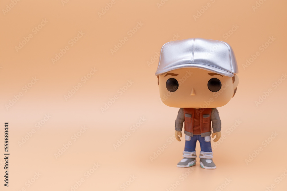 Pop Funko Marty In Future Outfit #962 De Volta Para O Futuro