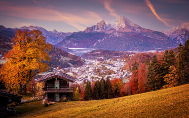 Fototapete - Impressive mountain scenery in the Bavarian Alps. Scenic image of nature landscape during sunset. alpine village of Berchtesgaden and Watzmann massif in background. Bavaria, Popular travel destination