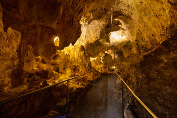 Canvas Print - Cave