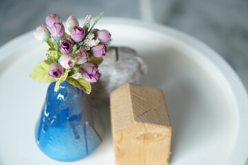 Sticker - Festival of love, flowers on the table