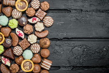 Canvas Print - variety of chocolate candies.