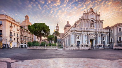 Wall Mural - Catania, Sicily, Italy. Cityscape image of Duomo Square in Catania, Sicily with Cathedral of Saint Agatha at sunrise.