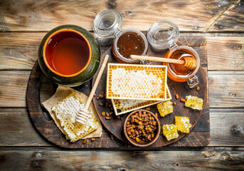 Wall Mural - Assortment of different types of honey.