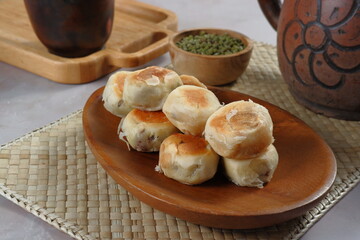 bakpia pathok ,indonesian chinese traditional food delicacy,Indonesian Traditional Cake with Chinese Influence