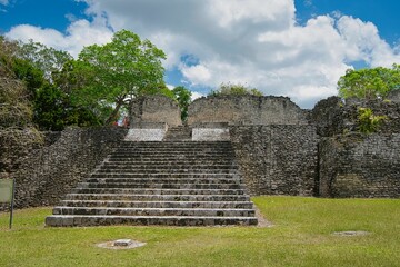 Kohunlich  is a large archaeological site of the pre- Columbian Maya civilization , located on the Yucatan Peninsula in the state of Quintana Roo , Mexico. 12 03 2022.