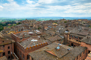 Wall Mural - Aerial view on the old town of Siena, Italy