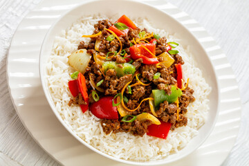 Canvas Print - crispy ground beef with stir-fried veggies in bowl