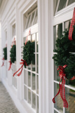  Christmas Wreaths On The Door