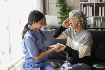 Wall Mural -  consulting female patient about pills and discussing health treatment sitting in the office at the desk. Medicine and health care concept. Doctor prescribing medicine to patient in the office.