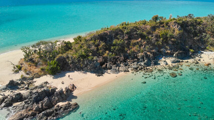 Sticker - Aerial view of Black Island in the Coral Sea - Whitsunday Islands - Australia