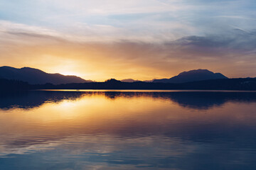 Wall Mural - Lake Faaker See in Carinthia, Austria