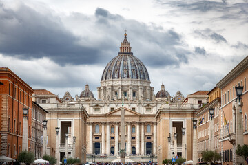 Wall Mural - St Peter's Basilica in Vatican