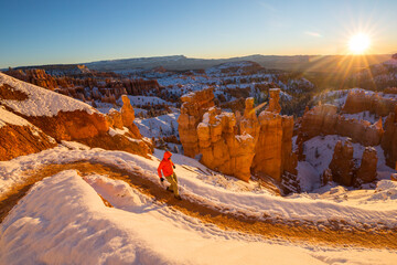 Canvas Print - Hike in winter Bryce