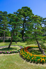 Wall Mural - 花いっぱのまちづくり　春の高松城玉藻公園（香川県高松市）