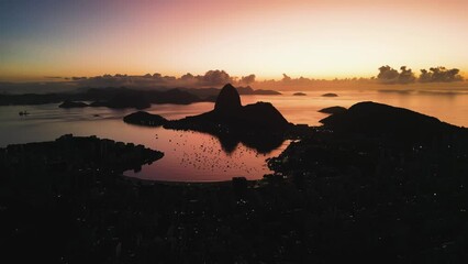 Fototapete - Rio de Janeiro Just Before Sunrise View With the Sugarloaf Mountain and Botafogo Beach