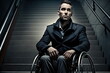 Homme dans un fauteuil roulant avec un escalier en arrière-plan, accessibilité des lieux publiques - illustration ia