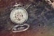 Alte Taschenuhr - Zeit - Retro - Konzept - Vintage pocket watch