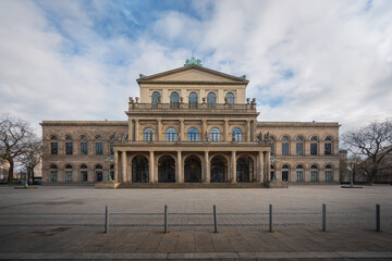 Wall Mural - Hannover State Opera House - Hanover, Lower Saxony, Germany