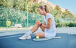 © Delcio/peopleimages.com - Inflammation, tennis and woman with knee pain after sports, training accident and competition on a court. Fitness, emergency and elderly player with a leg injury, sprain and broken bone after cardio