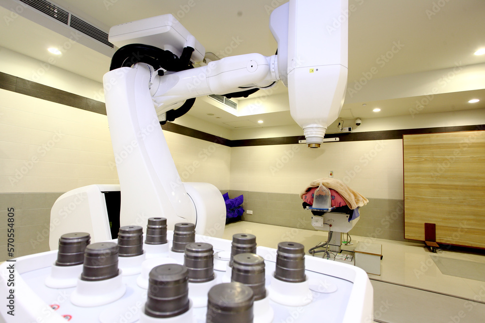 CyberKnife Robotic Cancer Surgery Robot for Radiotherapy Cancer ...