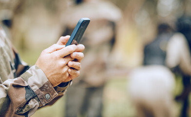 Aufkleber - Soldier, hands and phone texting in communication for social media, networking or conversation at war. Hand of person holding mobile smartphone on app in the army for discussion, chatting or contact