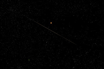 Wall Mural - Feb 10-12 2023, the rare green comet C/2022 E3 (ZTF) made its closest pass by planet Mars. This image was taken 2-12 from near Ashland, OR Exp 4 sec f/1.8 ISO 1600 Sony FE 135mm f/1.8 GM, Sony a7R IVA