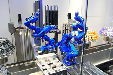 Robots are machines that can be programmed to perform a wide range of tasks, including physical tasks such as manufacturing, assembly, and transportation, as well as more complex tasks such as decisio